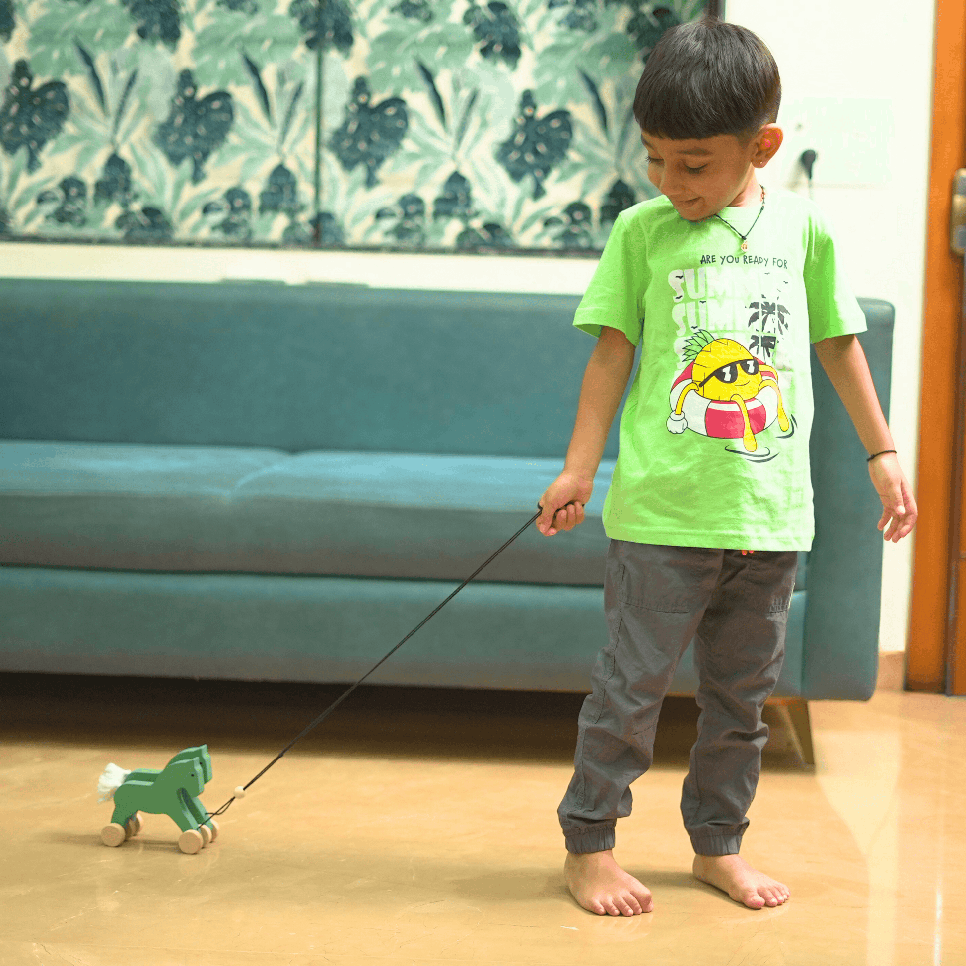Toy Pull-Along Wooden Horse Toy - Fun & Engaging Play for Kids